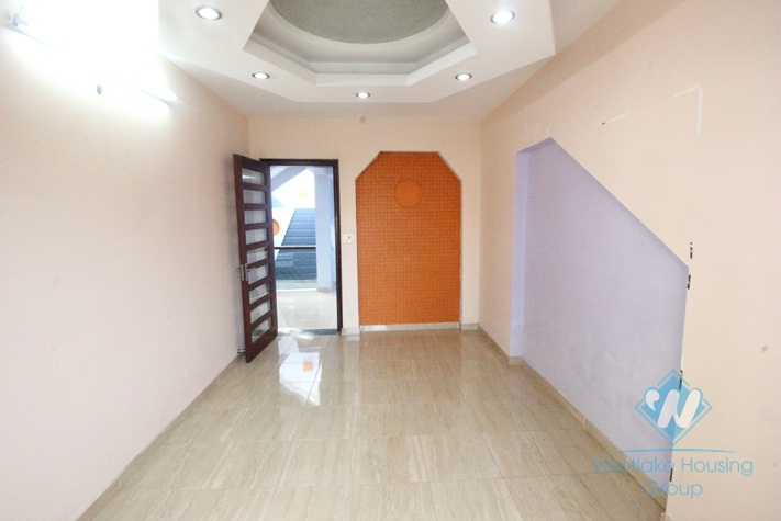 Big and nice 04 bedrooms house for rent in Ba Dinh district