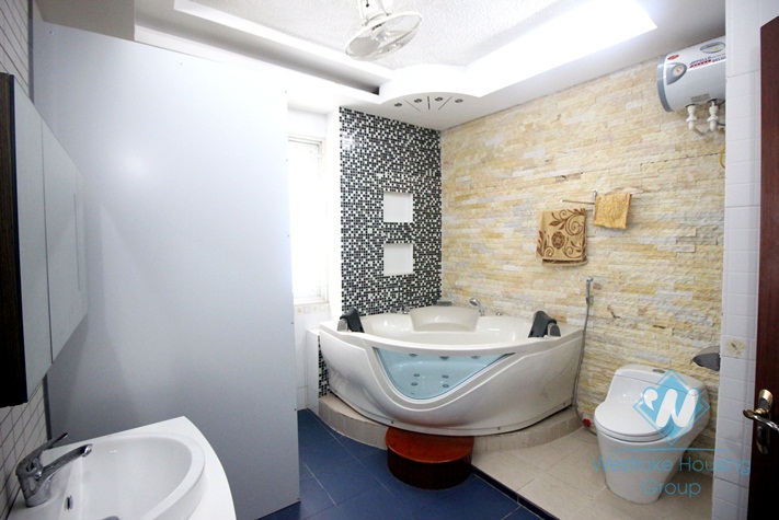 Big and nice 04 bedrooms house for rent in Ba Dinh district