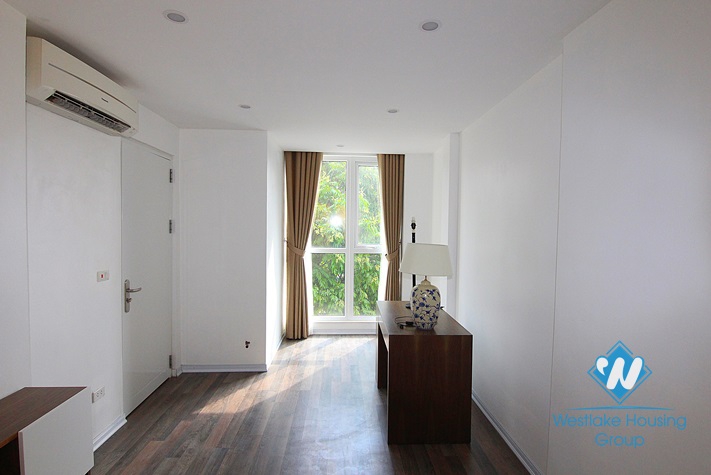 Small and quiet house for rent in Tay Ho area