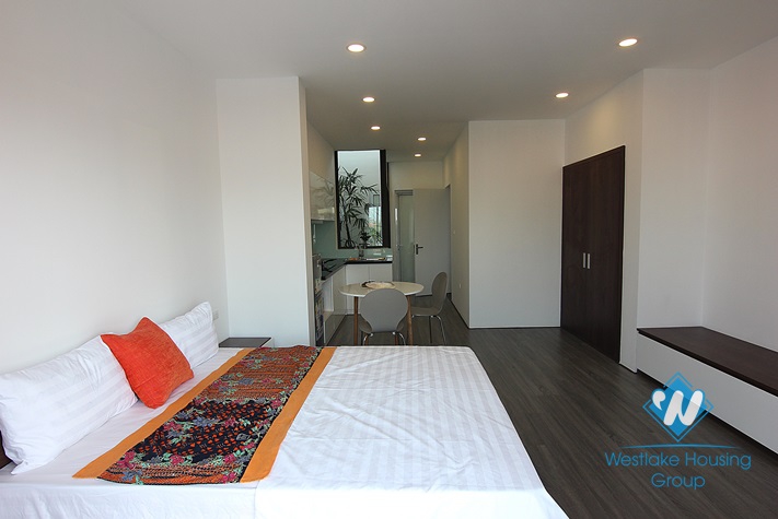 High floor studio for rent in Tay Ho area