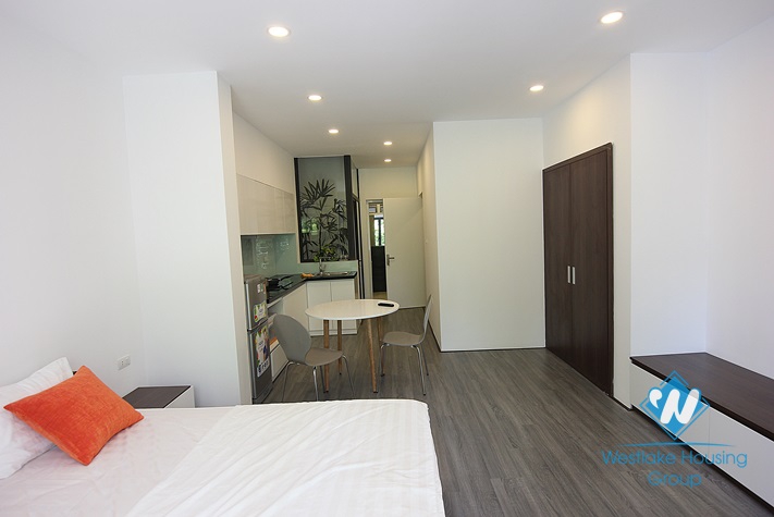 A nice studio apartment for rent in Tay Ho area 