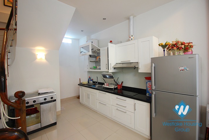 Lovely modern house for rent is Dang Thai Mai, Tay Ho, Ha Noi