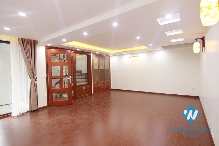 Brand new 04 bedrooms house for rent in Tay Ho area, Near Water park 