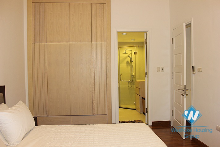 High quality apartment on lake side for lease in Tay Ho district, Hanoi