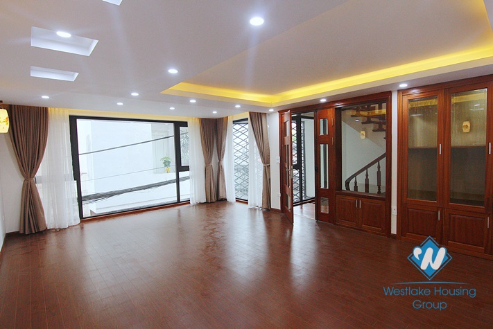 Brand new 04 bedrooms house for rent in Tay Ho area, Near Water park 