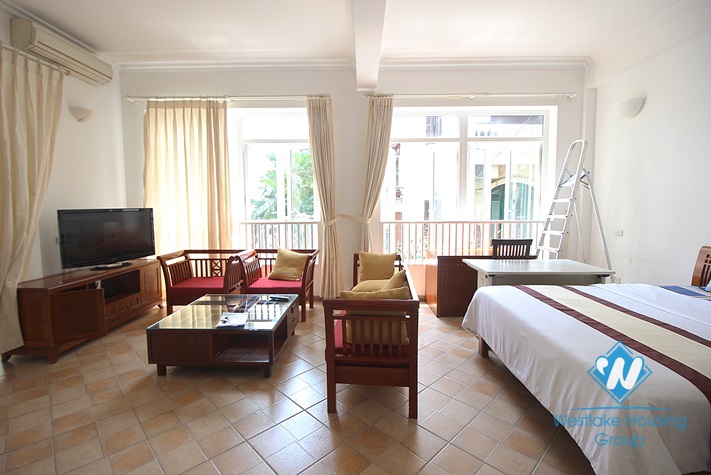 Lovely studio apartment for rent in an alley near Quang An, Xuan Dieu