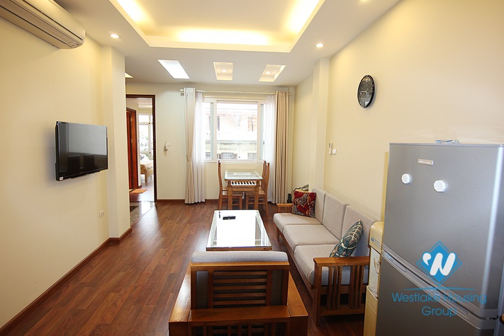 Two bedroom apartment for rent in Dang Thai Mai, Tay Ho,Ha Noi