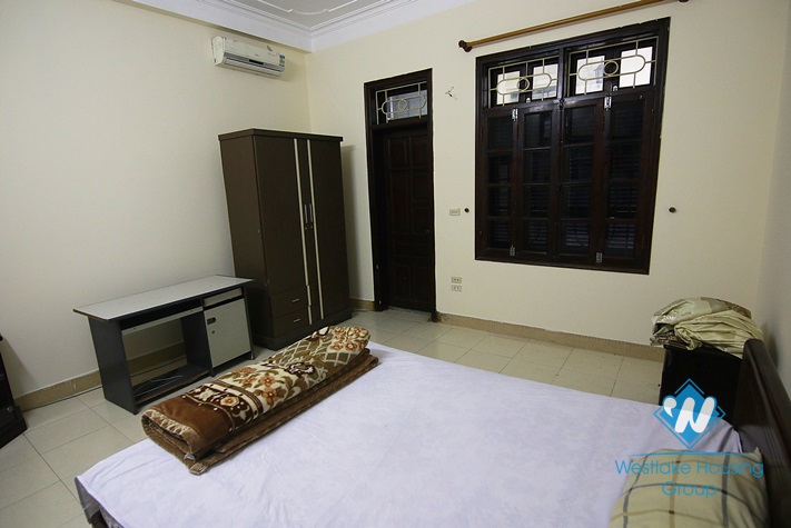 Cheap house for rent with 5 bedrooms in Ba Dinh district