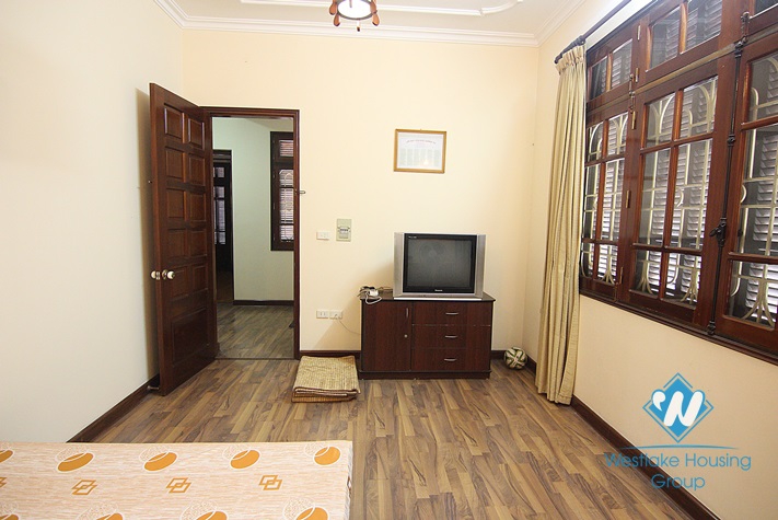 Nice 5 bedrooms house for rent in Tay Ho district