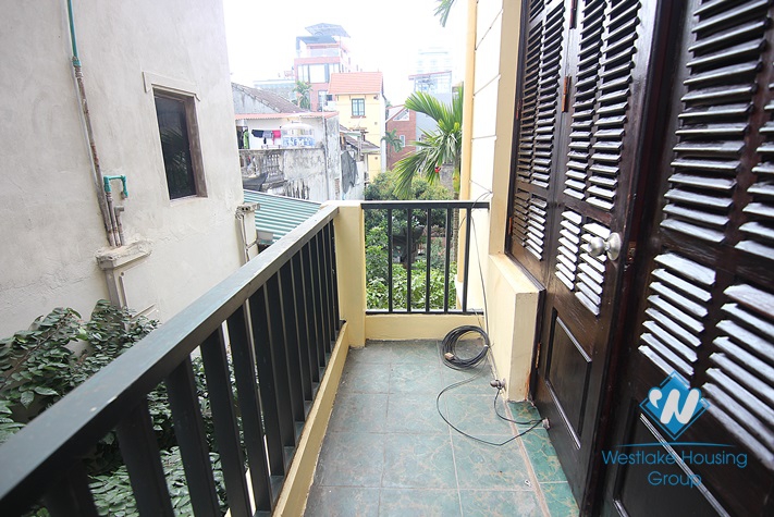 Nice 5 bedrooms house for rent in Tay Ho district