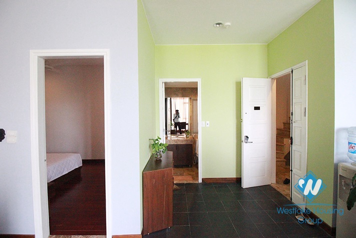 Modern, lakeside apartment for rent in Quang Khanh, Tay Ho, Hanoi
