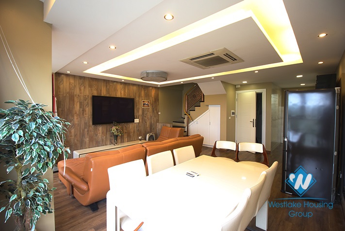 Nice two bedrooms apartment for rent in Truc Bach area, Ba Dinh District.