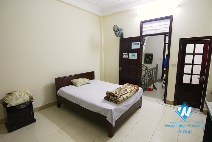 Cheap house for rent with 5 bedrooms in Ba Dinh district