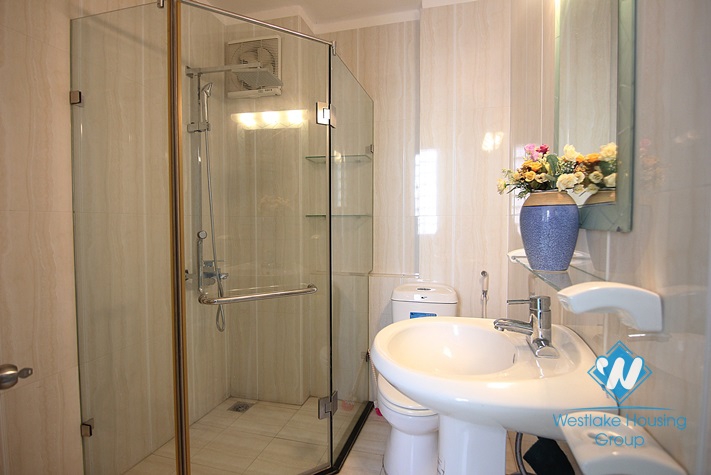 Cosy and affordable house for rent in Tay Ho area, Ha Noi. 