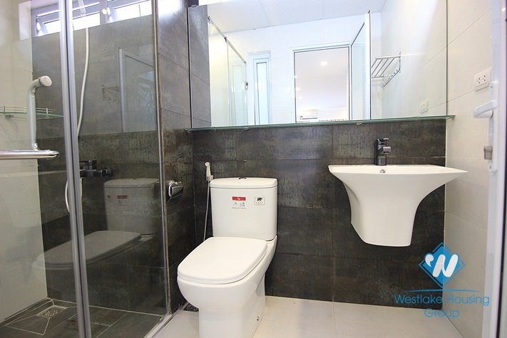 High floor studio for rent in Tay Ho area
