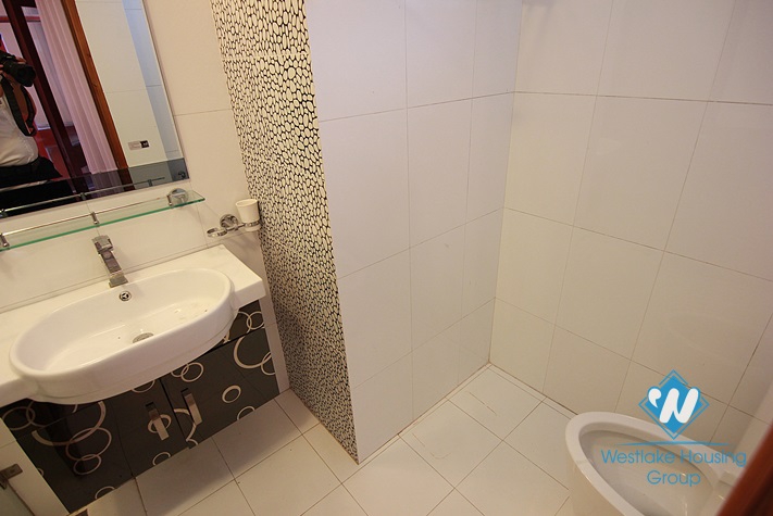 Good condition apartment for rent in Tay Ho, Hanoi