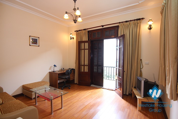 Nice 5 bedrooms house for rent in Tay Ho district