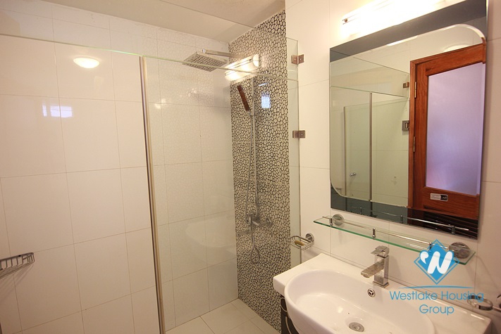 Good condition apartment for rent in Tay Ho, Hanoi
