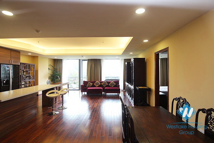 Large 02 bedrooms apartment for rent Xuan Dieu st, Tay Ho district.