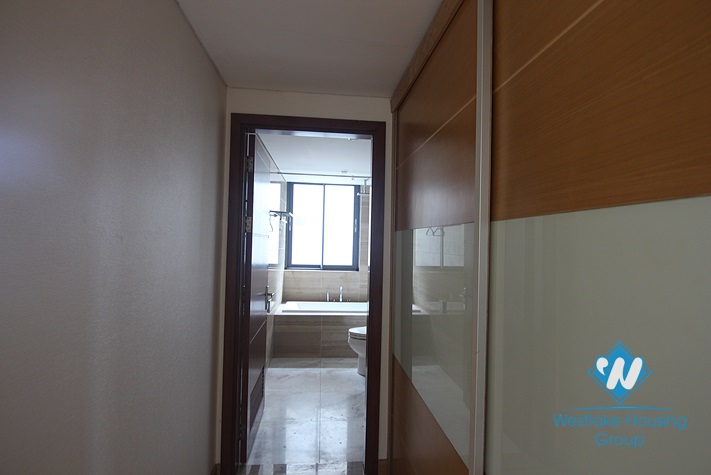 An exquisite villa for rent by Westlake Tay Ho with swimming pool splendid lake view