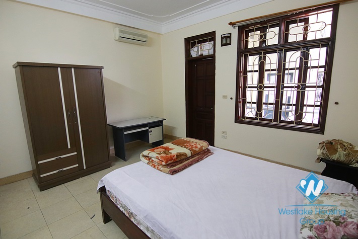 Cheap house for rent with 5 bedrooms in Ba Dinh district