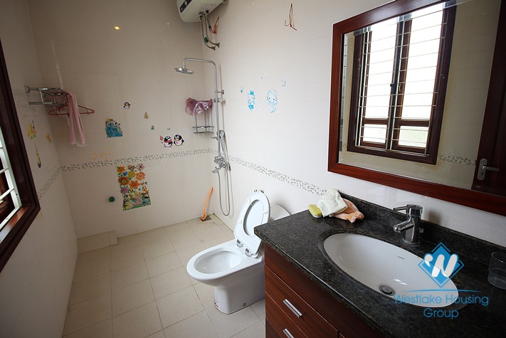 6 bedroom house for rent in Tay Ho, Ha Noi