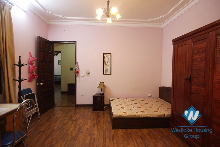 Nice 5 bedrooms house for rent in Tay Ho district
