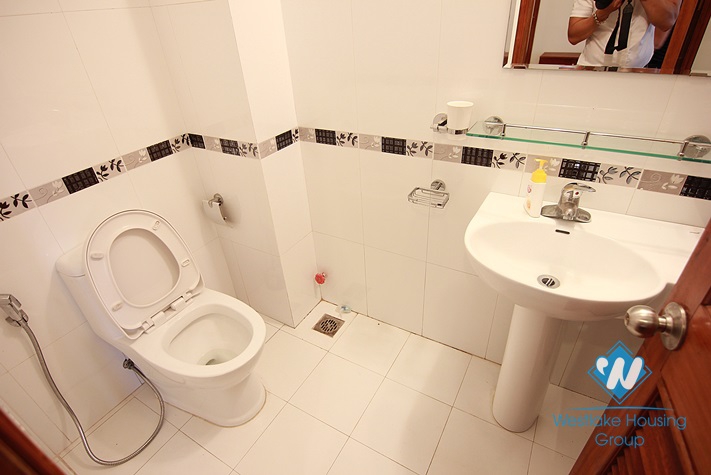Good condition apartment for rent in Tay Ho, Hanoi