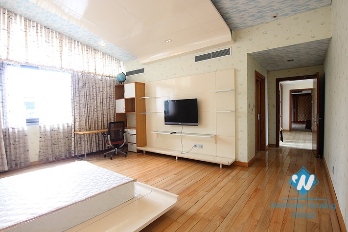 An exquisite villa for rent by Westlake Tay Ho with swimming pool splendid lake view