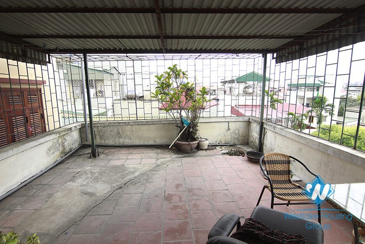 Cheap house for rent with 5 bedrooms in Ba Dinh district