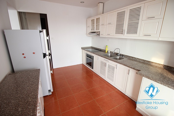 Spacious and airy apartment rental on the lakeside of Truc Bach, Ba Dinh