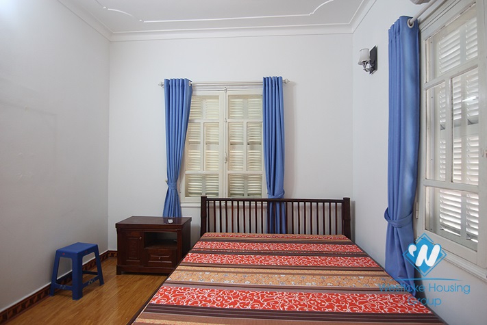 Four bedrooms house for rent in Dang Thai Mai street, Tay Ho district, Ha Noi