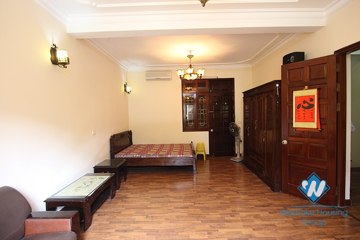 Nice 5 bedrooms house for rent in Tay Ho district
