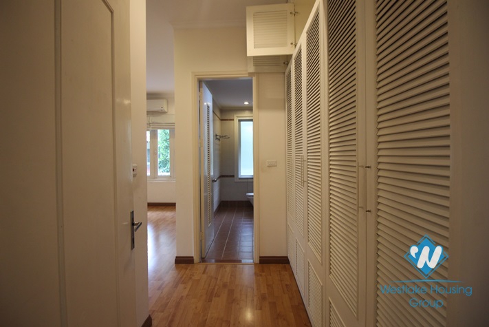 A charming Villa with 5 bedrooms for lease in Dang Thai Mai street, Westlake area