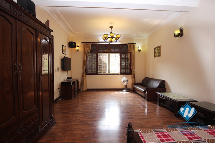 Nice 5 bedrooms house for rent in Tay Ho district