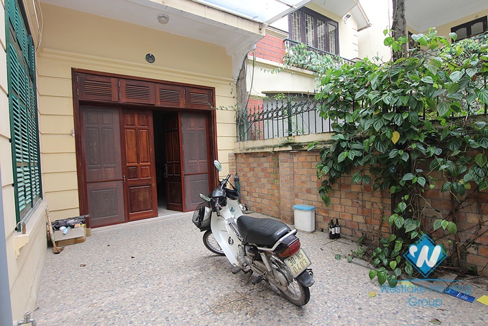 Spacious 5 bedrooms hosue for rent in Tay Ho district