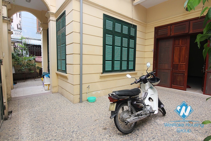 Spacious 5 bedrooms hosue for rent in Tay Ho district