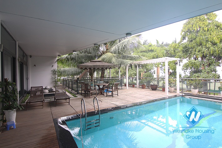 An exquisite villa for rent by Westlake Tay Ho with swimming pool splendid lake view