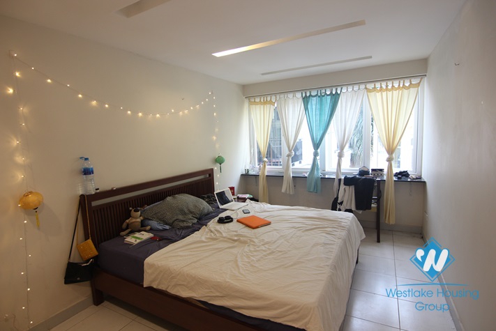 Nice and affordable house for rent in Nghi Tam village, Tay Ho, Hanoi 