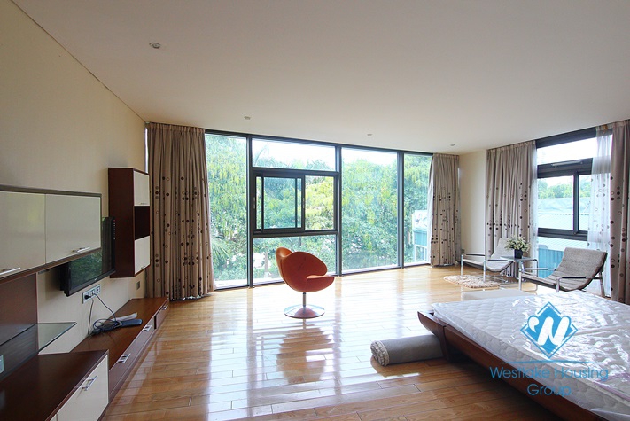 An exquisite villa for rent by Westlake Tay Ho with swimming pool splendid lake view