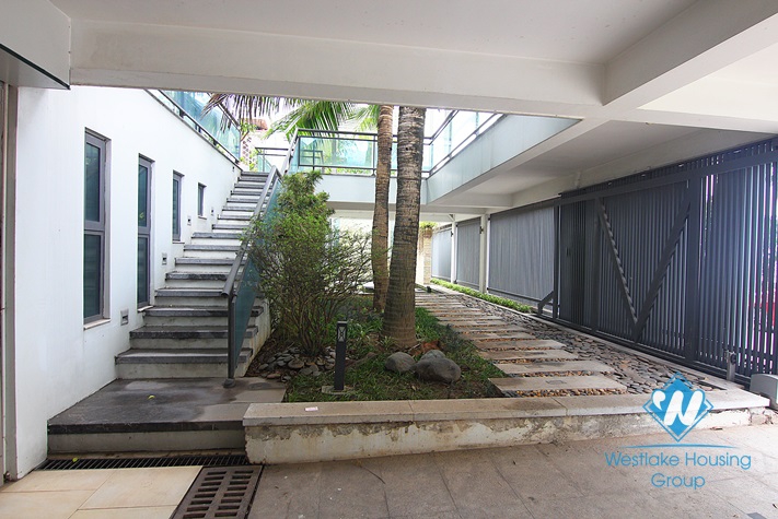 An exquisite villa for rent by Westlake Tay Ho with swimming pool splendid lake view