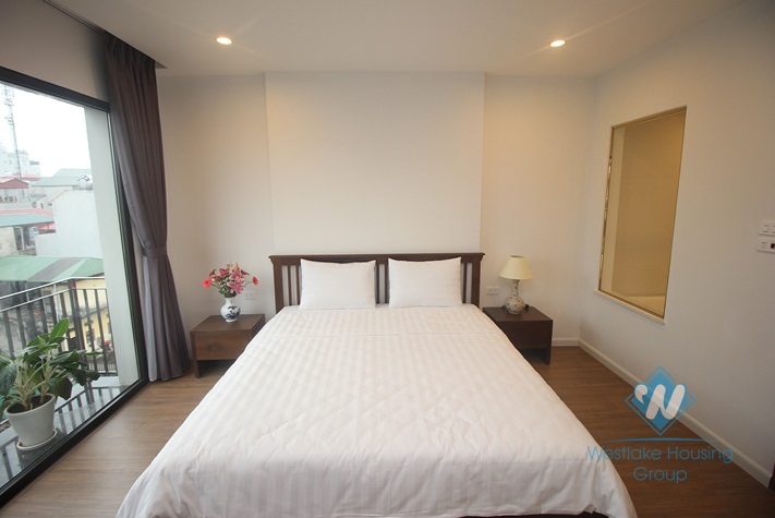 Clean and modern style apartment for rent in Ba dinh district