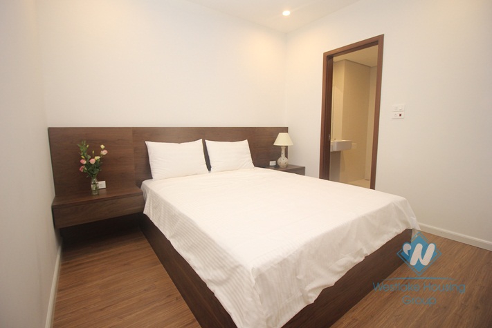 Clean and modern style apartment for rent in Ba dinh district