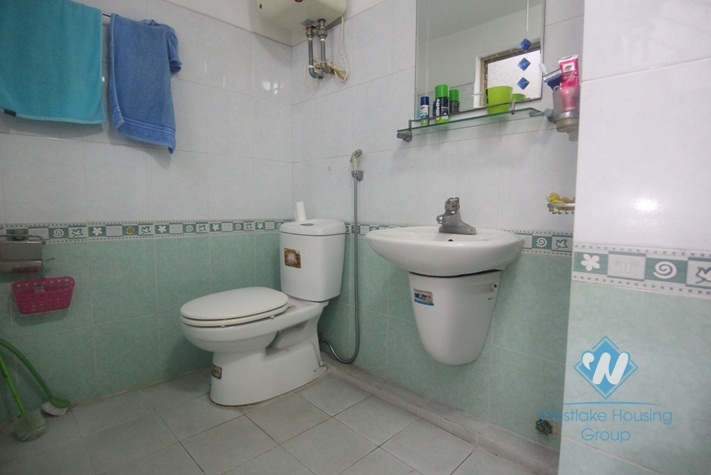 Budget apartment in Dich Vong Hau, Cau Giay District 