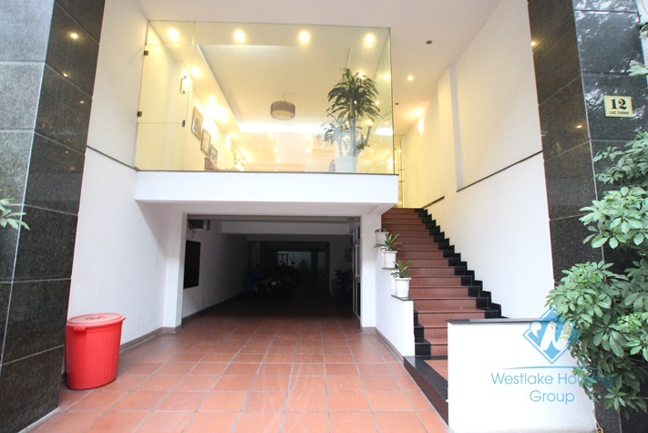 Unfurnished office for rent in Truc Bach area, Ba Dinh, Ha Noi