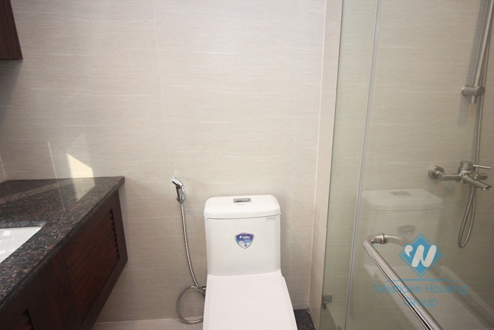 Nice and new apartment with 02 bedroom for rent in Hai Ba Trung district 