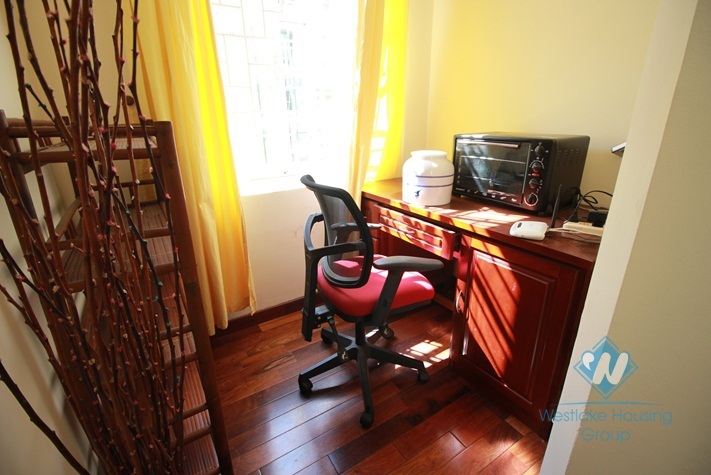 Good priced one bedroom apartment rental with great natural light
