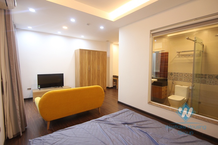 New studio apartment for rent in Xuan dieu st, Tay Ho district 
