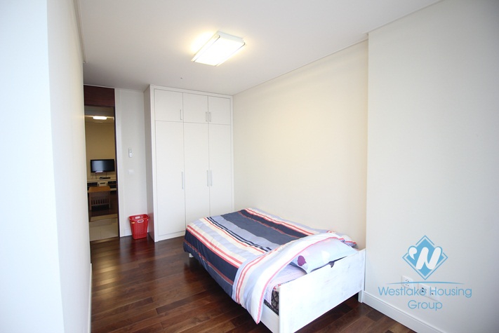 A modern and elegant 3 bedroom apartment for rent in Keangnam Hanoi Landmark Tower
