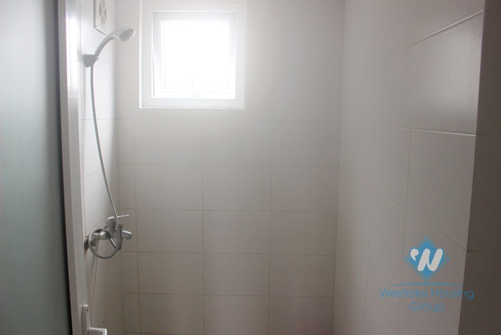 One bedroom apartment in Hoang Hoa Tham street, Ba Dinh district, Hanoi